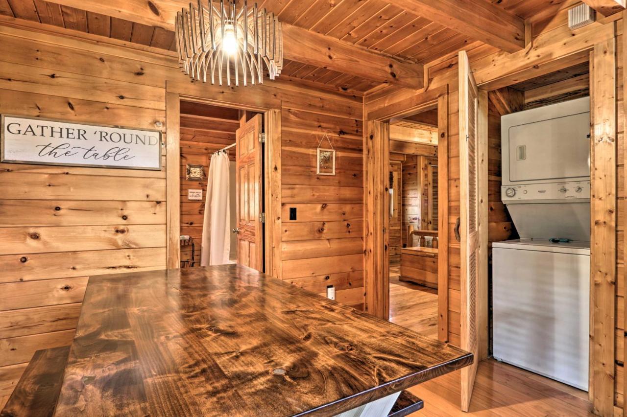 Smoky Mountain Log Cabin 7 Mi To Gatlinburg! Sevierville Exterior photo
